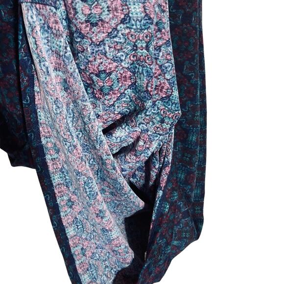 LuLaRoe Julia Sheath Dress Batik Ikat Print Pencil Straight Plus Size 3XL NWT - Picture 7 of 16